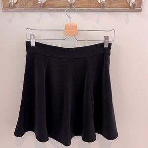 BRANDY MELVILLE black mini skirt